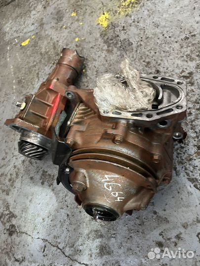 Раздаточная коробка Mitsubishi 4g64