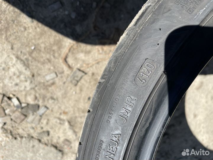 Goodyear Eagle F1 Asymmetric 3 225/40 R19 и 255/35 R19