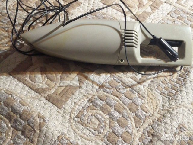 Автомобильный пылесос