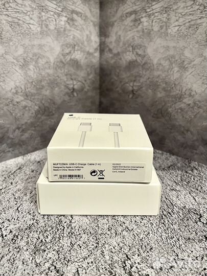 Провод для зарядки Apple USB-C to USB-C 1 метр