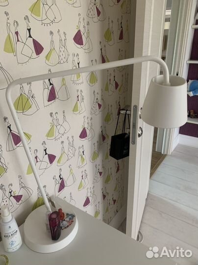 Лампа настольная, светильник