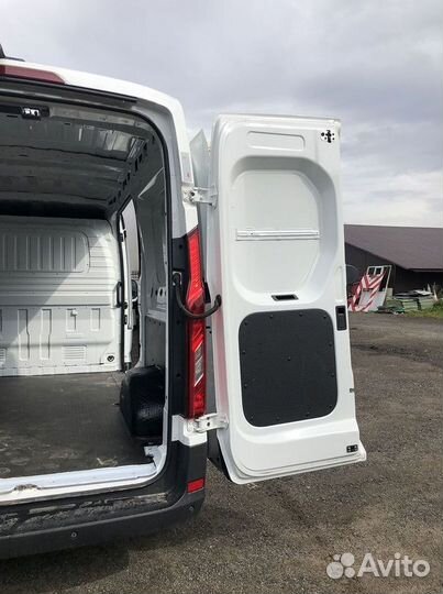 SAIC Maxus V90 цельнометаллический, 2023