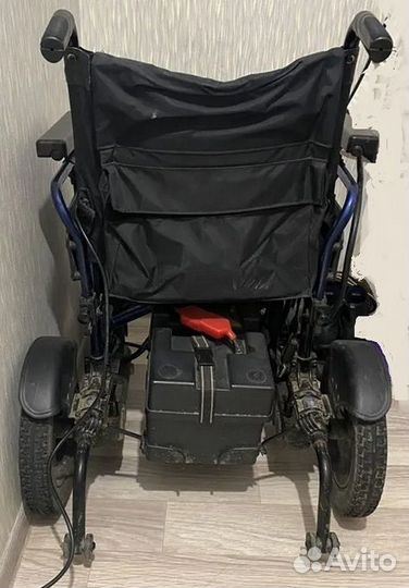 Инвалидная коляска с электроприводом США