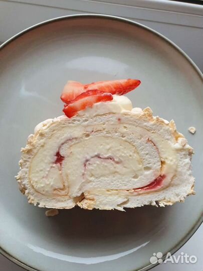 Меренговый рулет