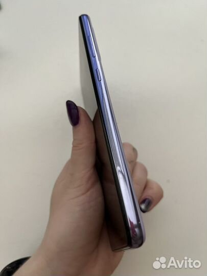 Телефон Samsung galaxy a52