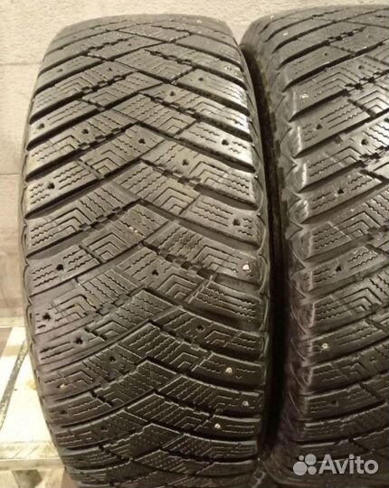 Goodyear UltraGrip Ice Arctic SUV 255/60 R18 99W