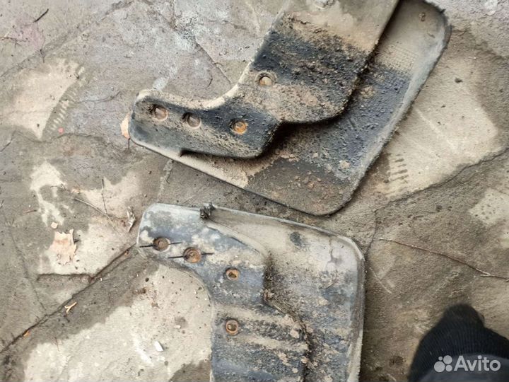 Volkswagen Tiguan 1 брызговики передние