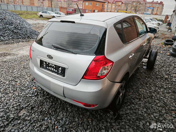 В разборе Kia Ceed 1 рест 2010-2012 на бу Запчасти