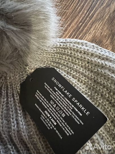 Продам шапка+перчатки Victoria secret