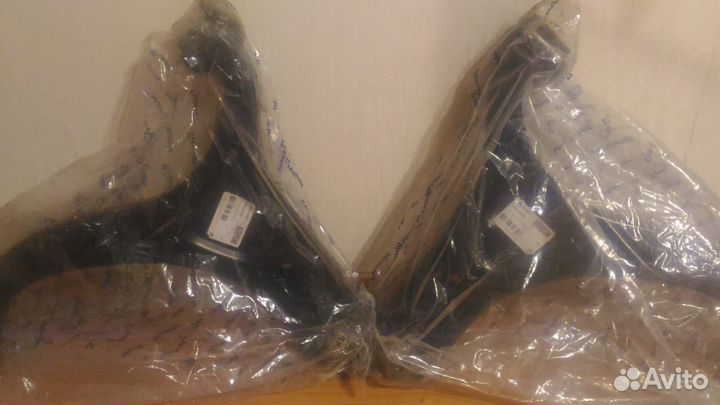 Передний рычаг Киа Sorrento