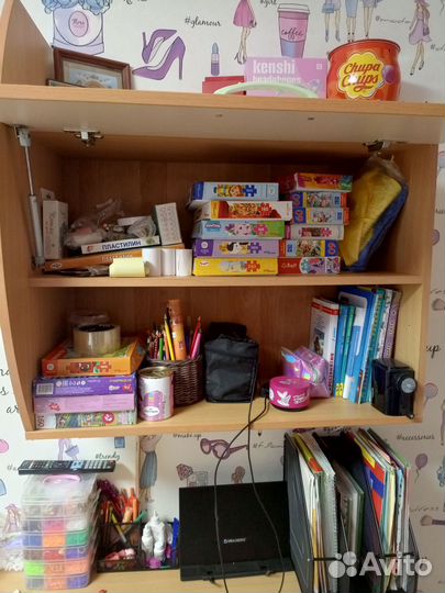 Детский письменный стол