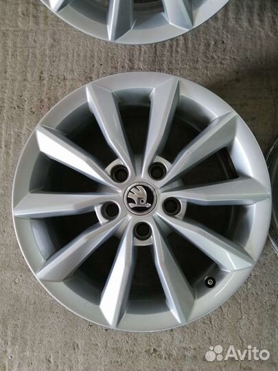 Оригинальные диски Skoda R16 Minoris