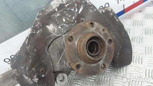 Ступица передняя правая audi A6 C6 (2UK15N901)
