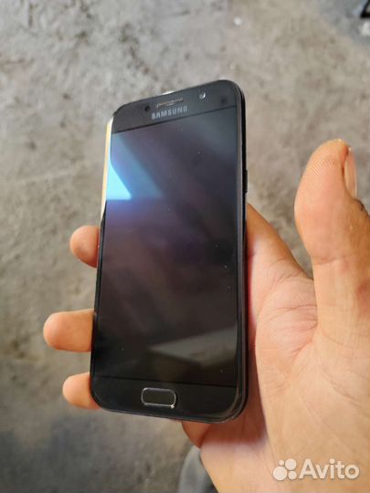 Телефон Samsung galaxy a5 2017