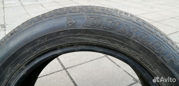 Dunlop SP Sport 270 225/60 R17 98H