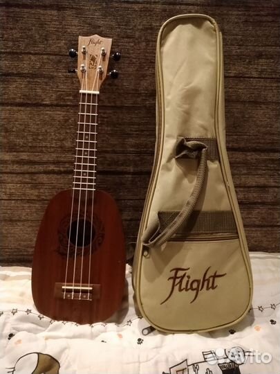 Гавайская гитара (укулеле) Flight