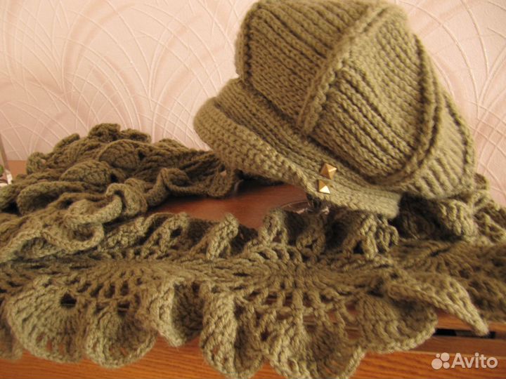 Шапка и шарф в комплекте (ручная работа )