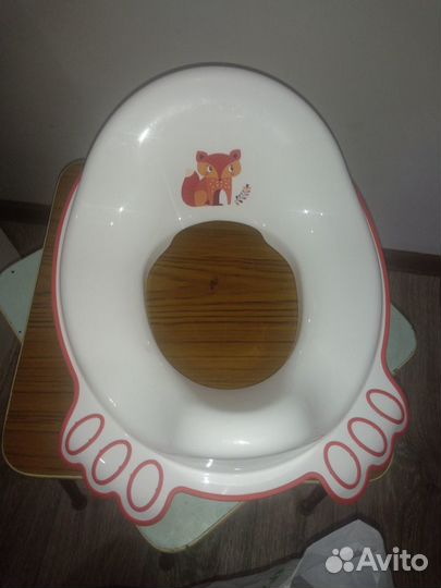 Сидушка на унитаз,Новая