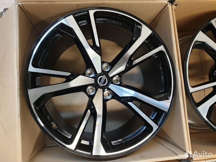 Новые ориг.кованые диски R19 Rays Nissan 370Z