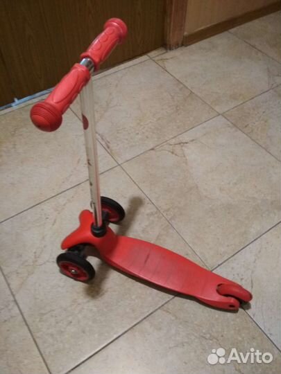 Самокат детский трехколесный