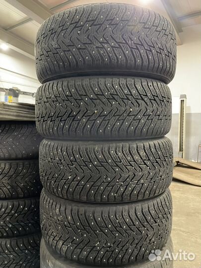 Nokian Tyres Hakkapeliitta 8 225/50 R17 99T