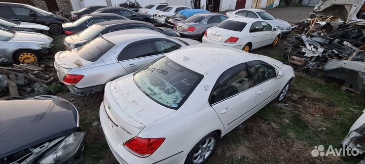 Аммортизаторы передней подвески Honda Legend KB1