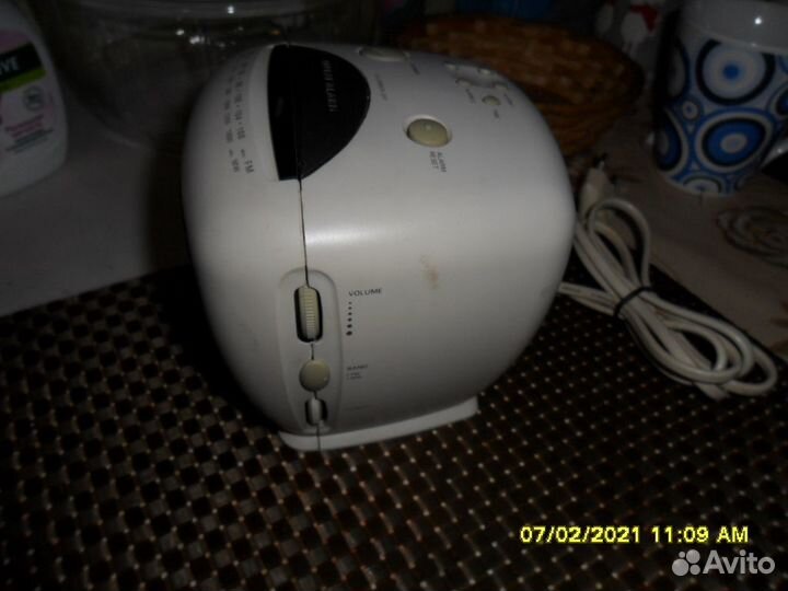 Часы\радио Philips-Aj 3140