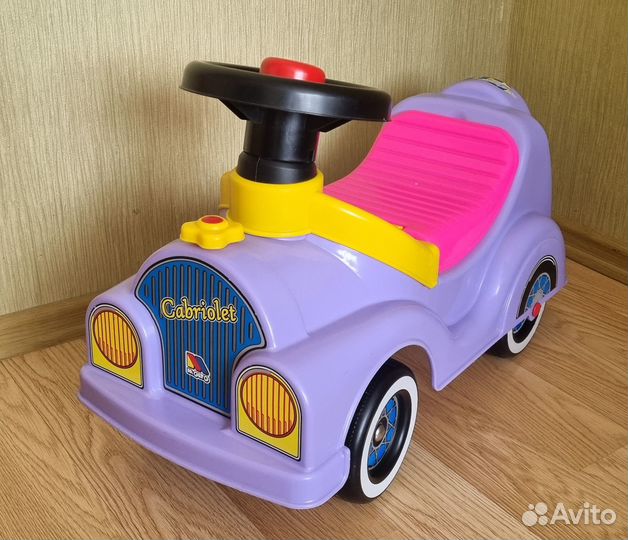 Каталка-автомобиль 