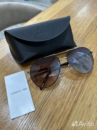 Солнечные очки cerruti 1881