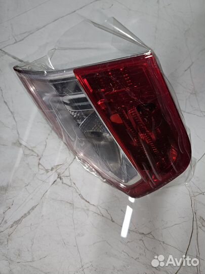 Фонарь правый внутренний Renault Fluence
