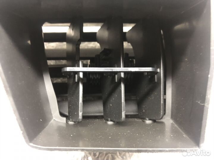 Дефлектор торпедо правый Ford Explorer V 10-15