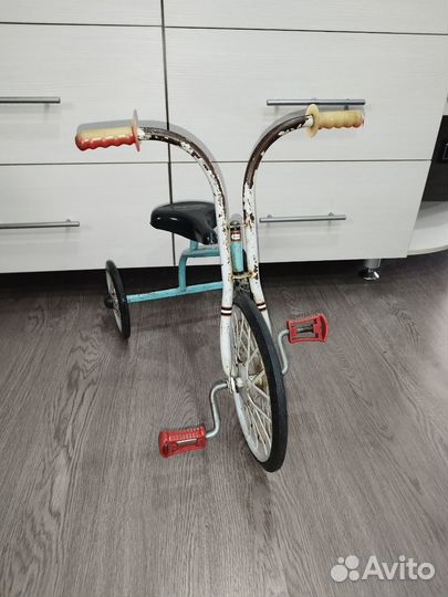 Трехколесный велосипед малыш СССР