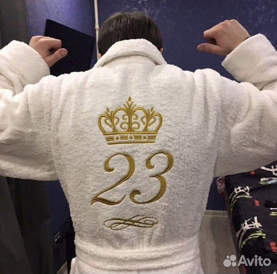 Мужской махровый халат с вышивкой на заказ