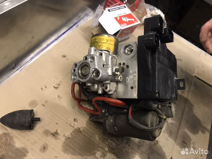 Главный тормозной цилиндр,тлк 100,Лексус LX470