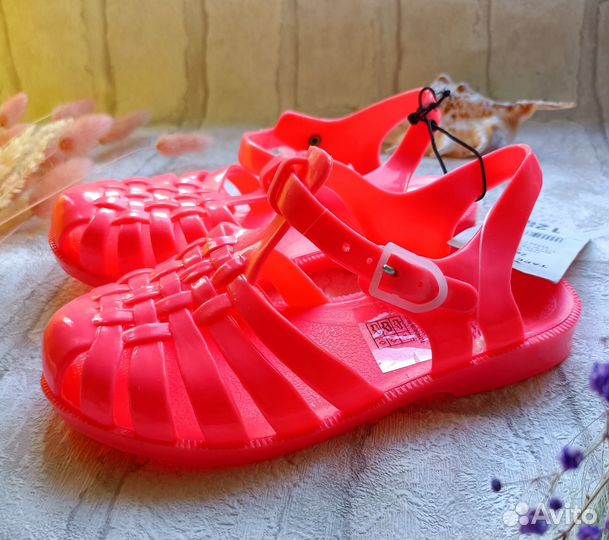 Пляжные сандалии босоножки 27 Tape a l'Oeil