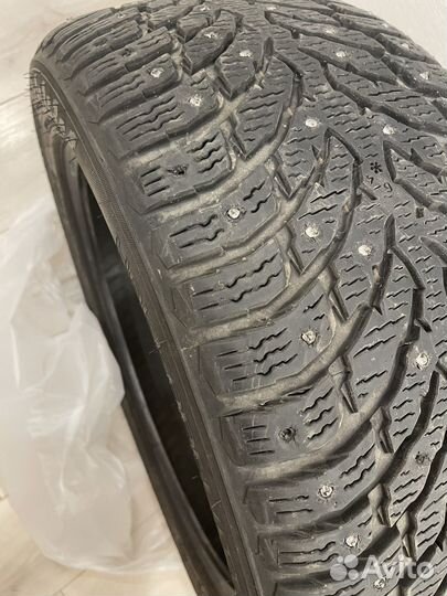 Nokian Tyres Hakkapeliitta 9 255/45 R19