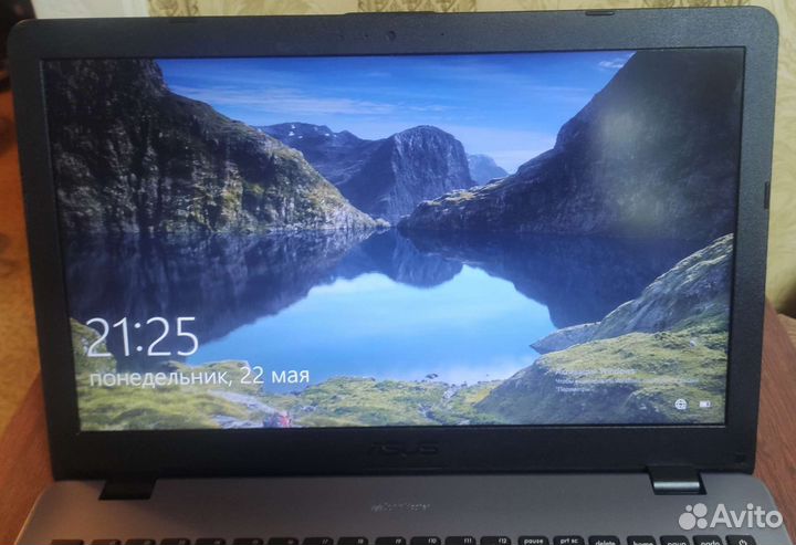 Ноутбук asus 15.6