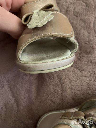 Сандалии для девочки