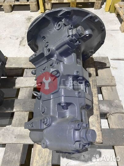 Основной насос Komatsu PC210-6G