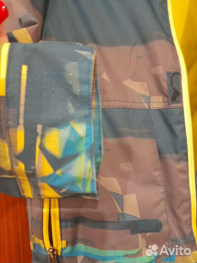 Куртка весенняя