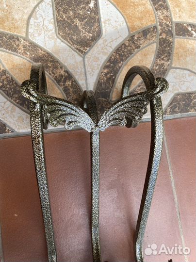 Подставка -подсвечник под бутылку ковка