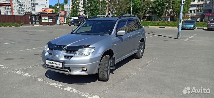 Mitsubishi Outlander 2.4 МТ, 2004, 245 243 км