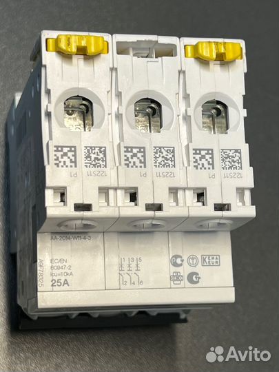 Автомат Schneider A9F78325 IC60N 25A B новый, 1 шт