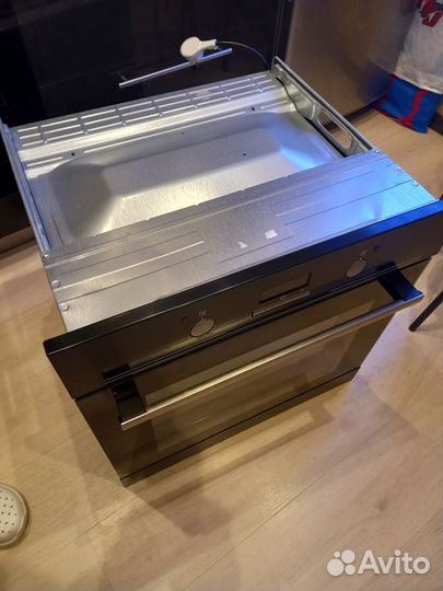 Духовой шкаф electrolux EZB53410AX