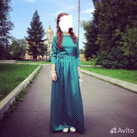 Платье женское вечернее 44 размер