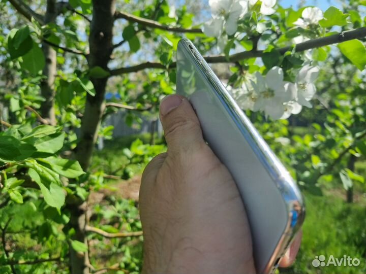 iPhone Xs, 256 ГБ