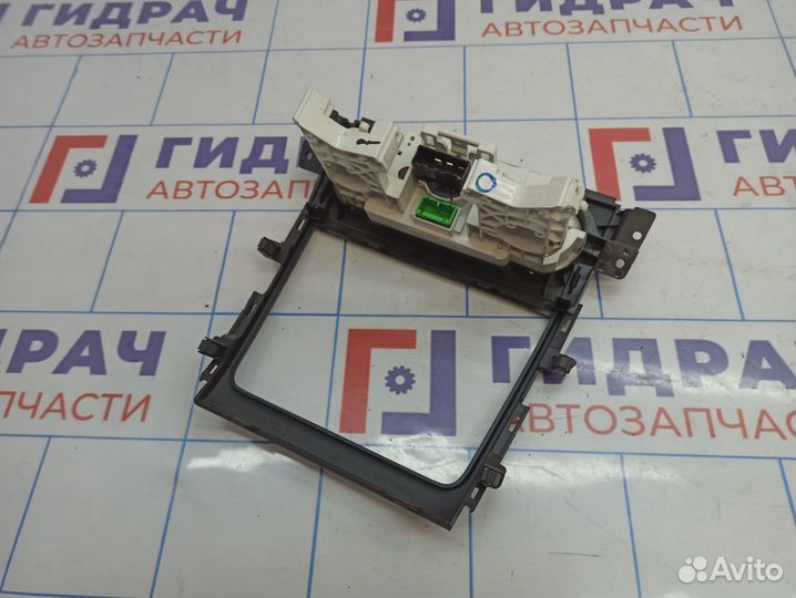 Блок управления отопителем Suzuki SX4 74400-79J10