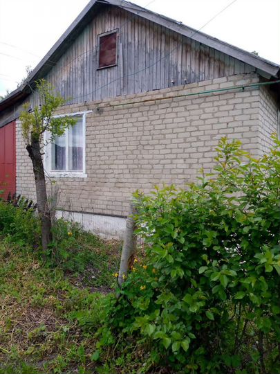 Дом 32 м² на участке 4 сот.