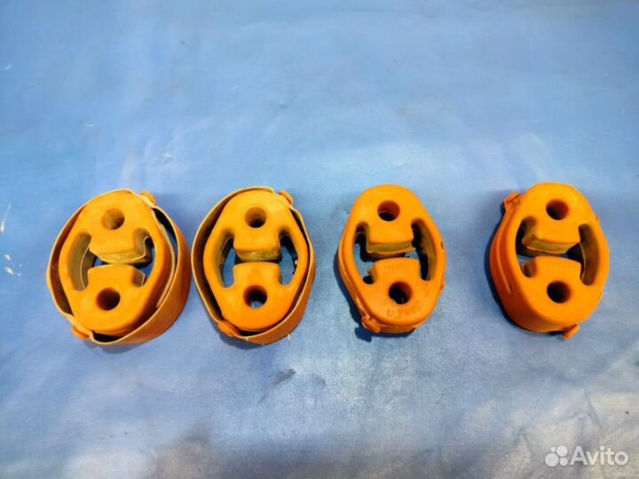 Подушка глушителя/катализатора Ford Focus 1