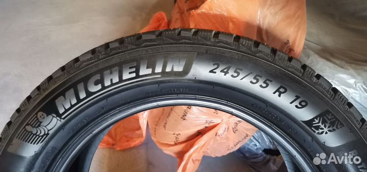 Michelin X-Ice North 4 SUV 245/55 R19 107T